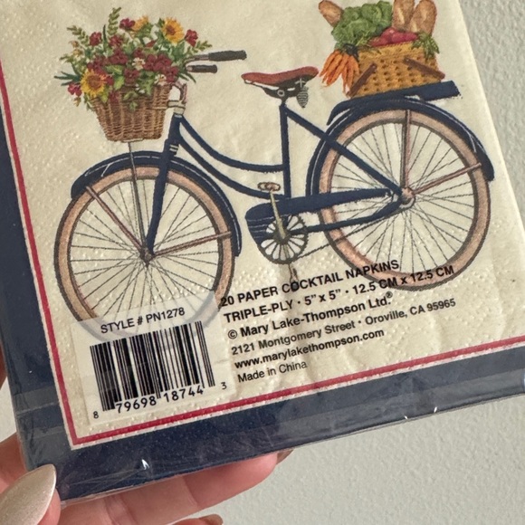 Bicycle Design Kitchen Napkins - Cream and Blue 20 count - Picture 2 of 2